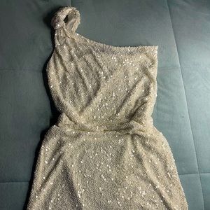 Sequined white Dress